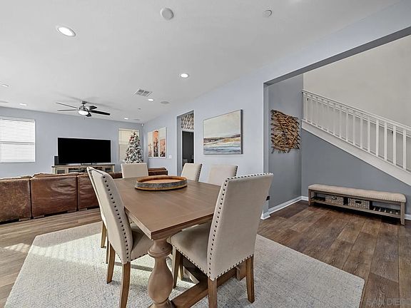 4th image of 1055 Sea Glass Way