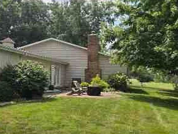 3rd image of 1723 State Route 161