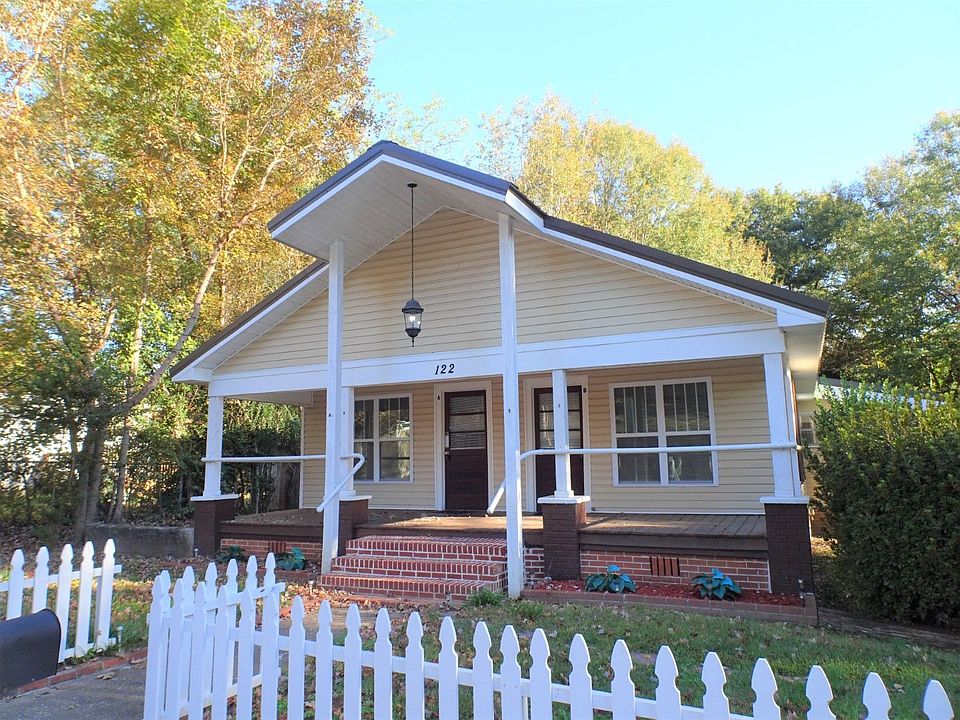 1st image of 122 Mandeville Ave #B