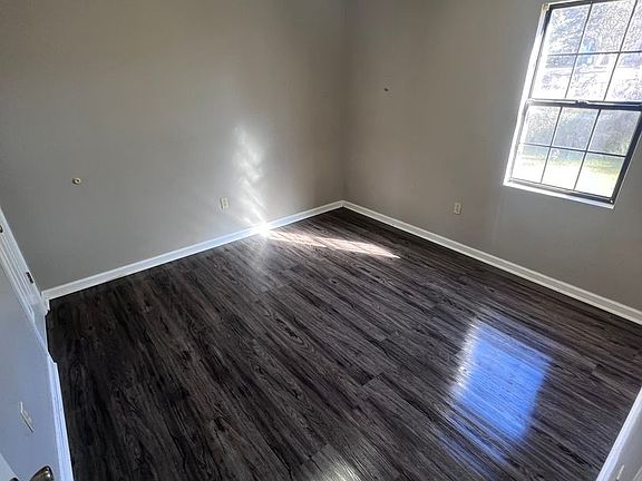 4th image of 250 Ivie Ln #5