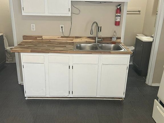 3rd image of 321 S McKinley Ave #1