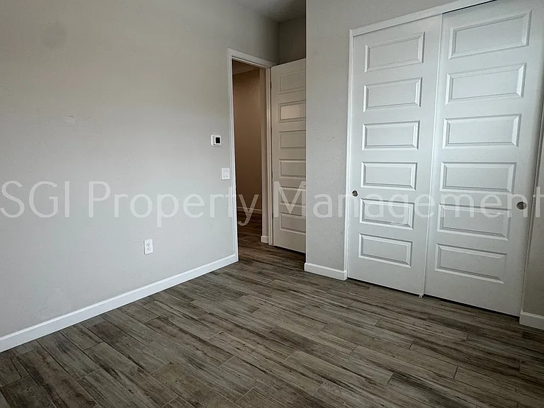 6047 E Sinclair St — Photo 8