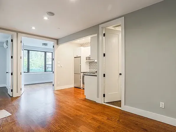 1612 Bergen Street 2R image 1 of 13
