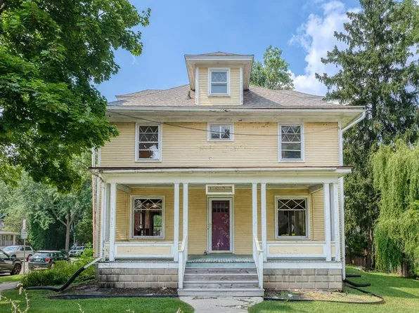 1822 W Lawn Ave, Madison, WI 53711