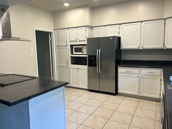 2nd image of 215 Russ Dr