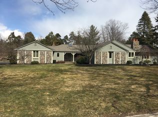 25 Rollingwood St, Amherst, NY 14221