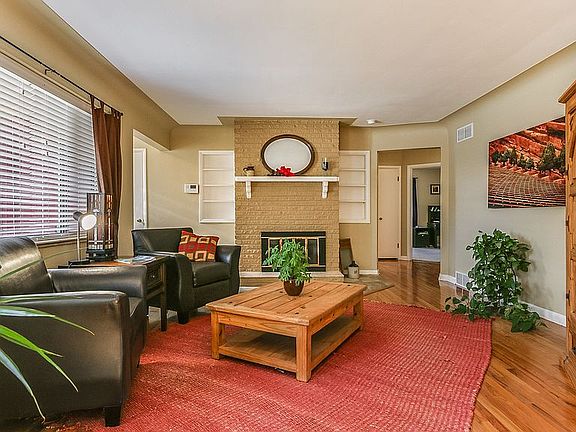 4th image of 1080 Lima St