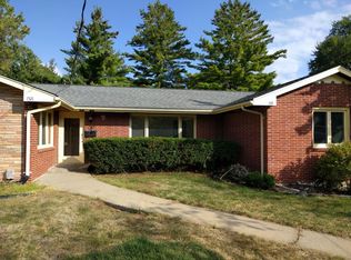 1519 Del Matro Ct, Windsor Heights, IA 50324