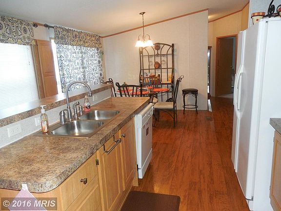 3rd image of 1952 Sidnee Dr