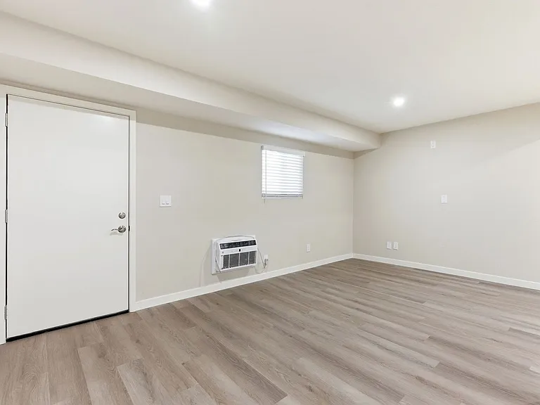 MAGNOLIA WEST APARTMENTS- RIVERSIDE, CA — Photo 49