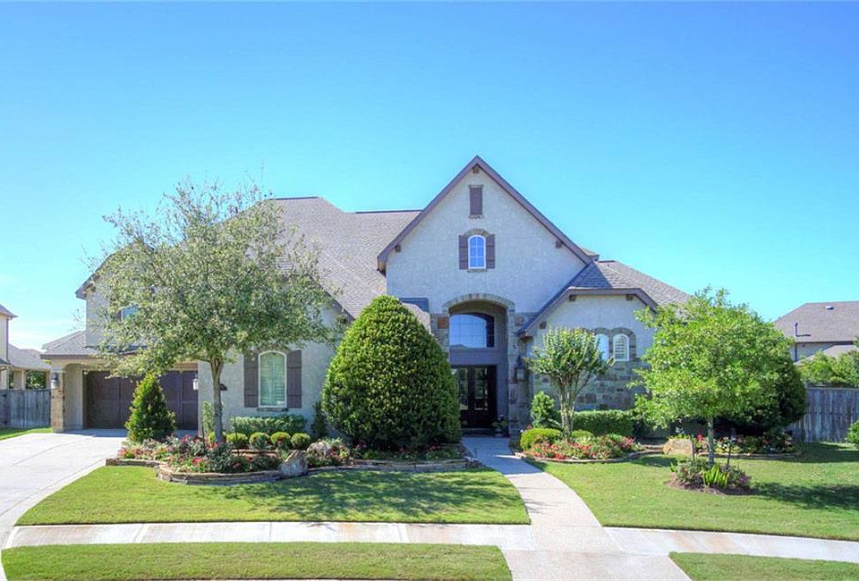 1st image of 10410 Charter Lake Cir