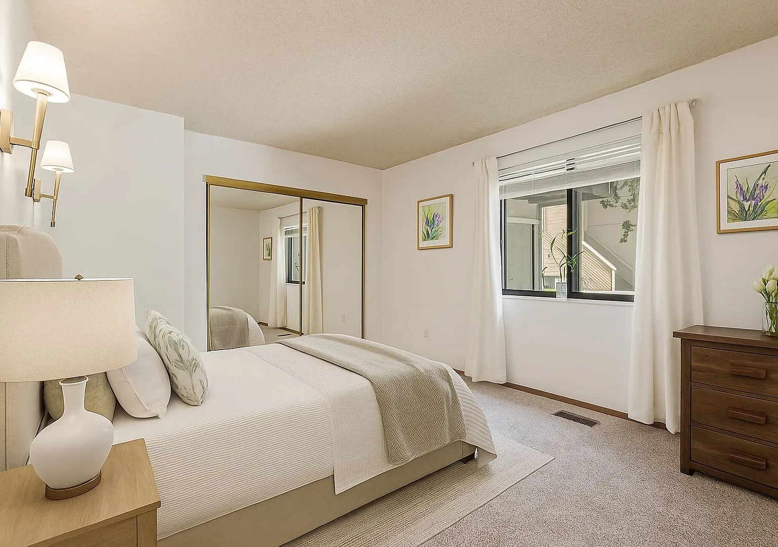 Charming 1 bedroom Corner Unit - Lafayette - Very Central — Photo 2