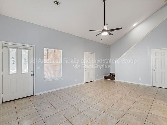 4th image of 707 Woodlawn Ave #B