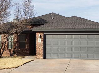 604 N 8th St, Wolfforth, TX 79382