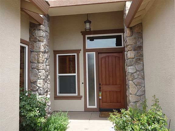 5th image of 1671 Butte Vista Ln
