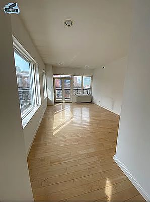 1st image of 189 Bridge St APT 6D