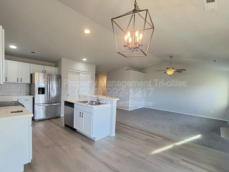 6206 Maryhill Ln — Photo 8