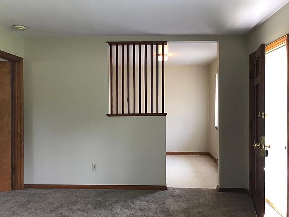 3rd image of 502 E Virginia Ave