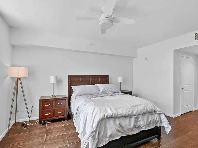 403 S Sapodilla Ave #307 — Photo 24