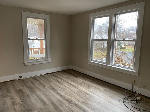 3rd image of 6430 Sherman Ave #3