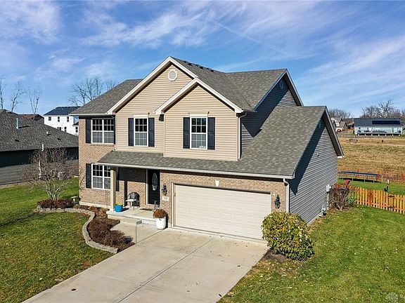 3rd image of 332 Deep Woods Ct