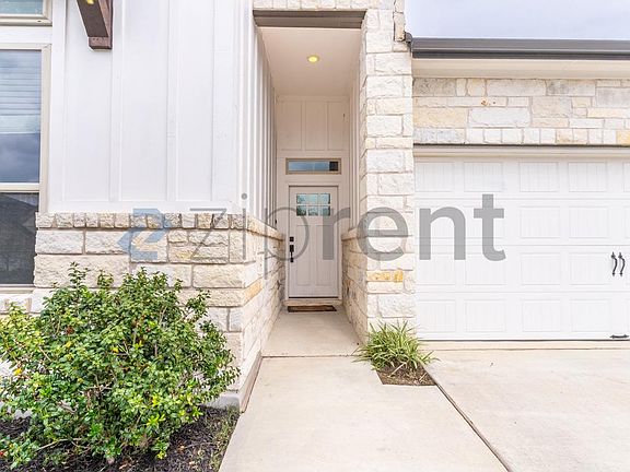 5th image of 12803 Stanford Dr