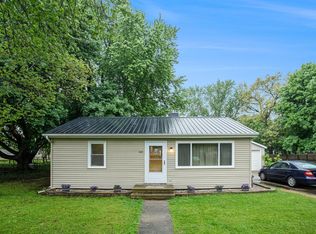 425 9th Ave, Three Rivers, MI 49093