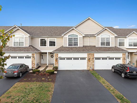 2nd image of 1712 Fieldstone Dr S