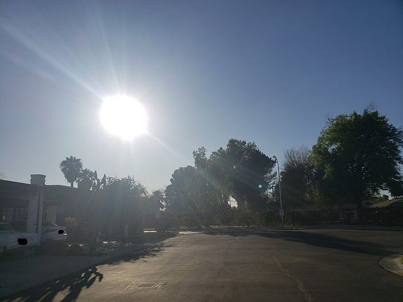 4th image of 1025 W Solcito Ln