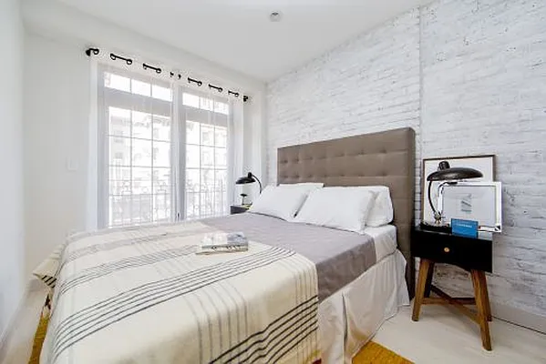 Rented by Voro New York | media 9