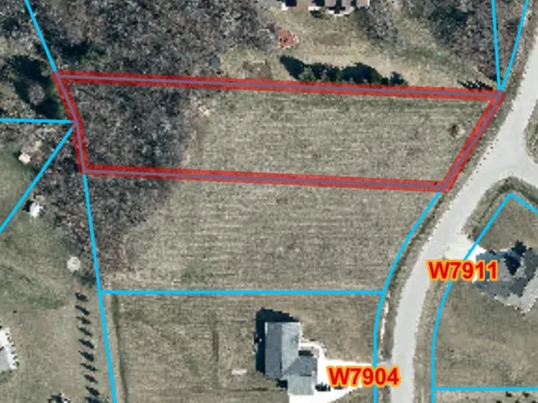 Thomaswood Trl #28, Fond Du Lac, WI 54937