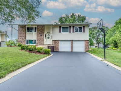 655 Oklahoma Cir, Elk Grove Village, IL, 60007