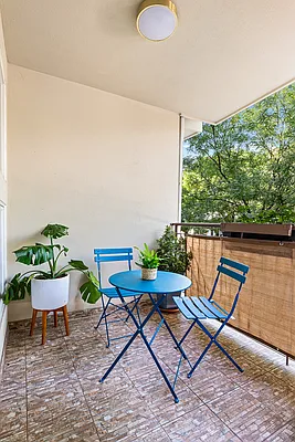 Sold by Corcoran | media 8