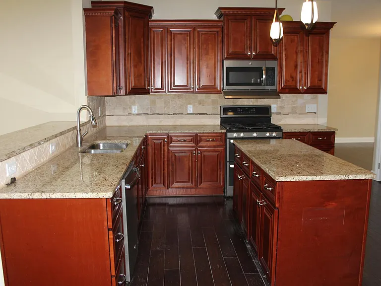 1258 Patriot Way — Photo 7