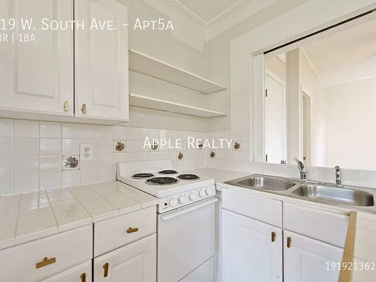 219 W South Ave #5A — Photo 9
