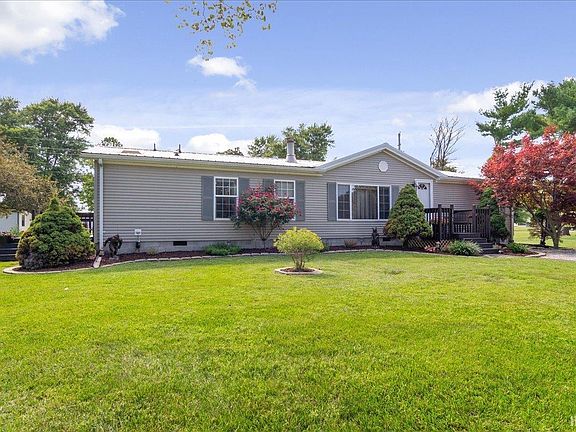 3rd image of 111 Kraft Ln