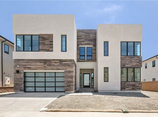 11740 N Hillsborough Ln, Northridge, CA 91326