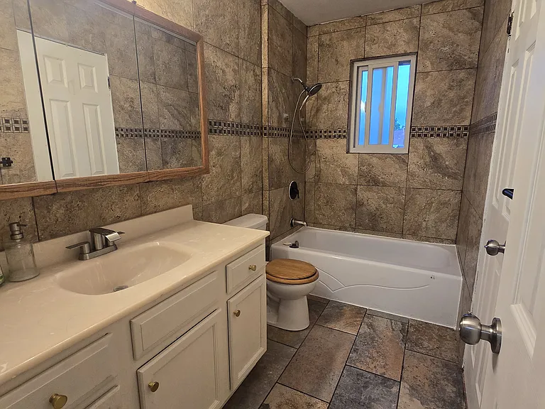 4621 Gatewood Dr — Photo 5