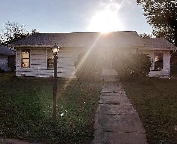 1st image of 1005 Camp Dr