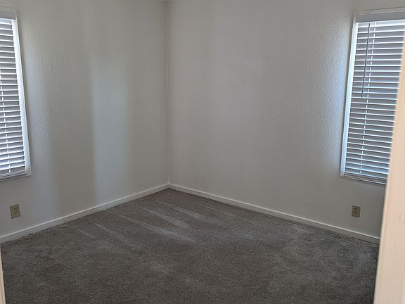 Back bedroom Southeast corner
