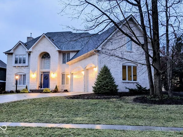 4763 Woods Edge Dr, Zionsville, IN 46077