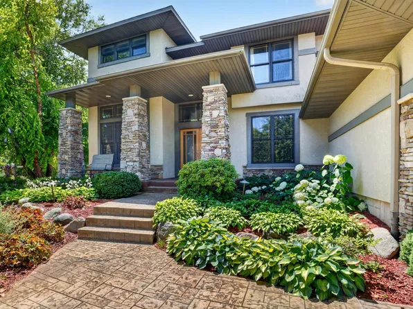 18897 Explorer Trl, Eden Prairie, MN 55347