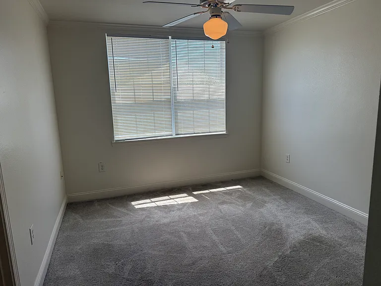 731 Majestic Dr — Photo 14