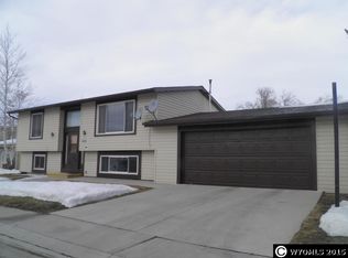 1100 Sunrise Dr, Thermopolis, WY 82443