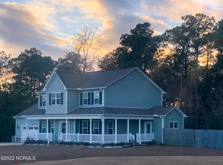 604 Teal Ct, Swansboro, NC 28584