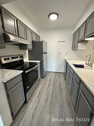 519 Wright St #305 Photo 1