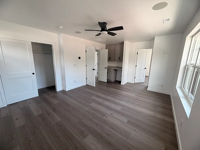 4500 S Delaware St — Photo 25