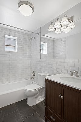 4th image of 248 20th St APT 3