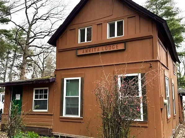 60 Laurel Park #60, Northampton, MA 01060