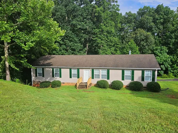 180 Hunters Chase, Danville, VA 24540
